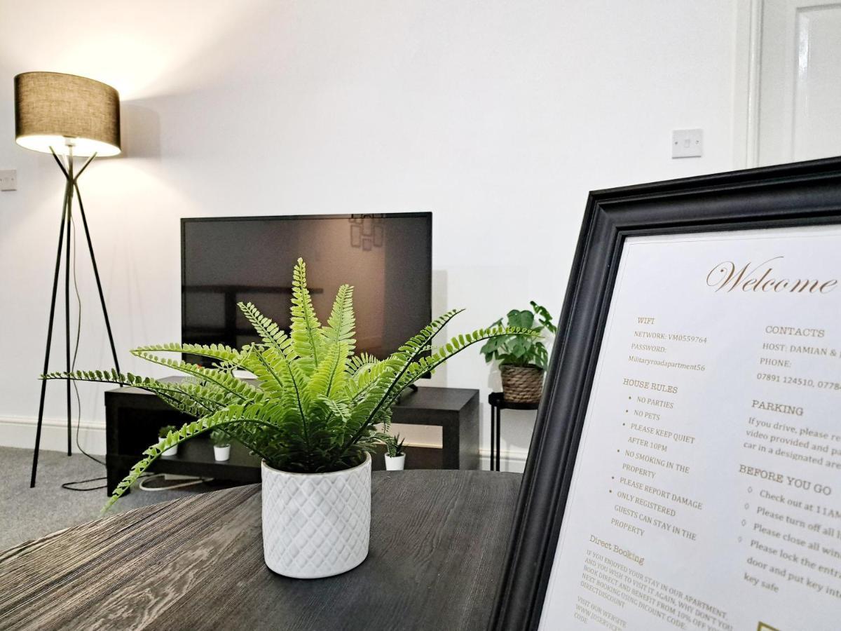 Stylish 2 Bed Apartment With Free Parking, Speed Wifi, Free Parking Colchester Ngoại thất bức ảnh