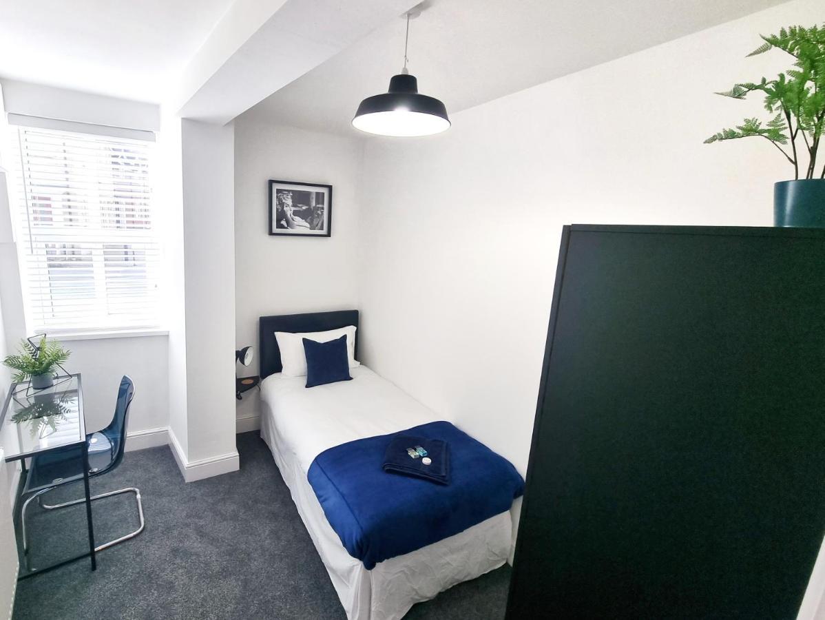 Stylish 2 Bed Apartment With Free Parking, Speed Wifi, Free Parking Colchester Ngoại thất bức ảnh