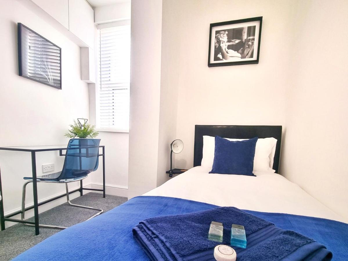 Stylish 2 Bed Apartment With Free Parking, Speed Wifi, Free Parking Colchester Ngoại thất bức ảnh